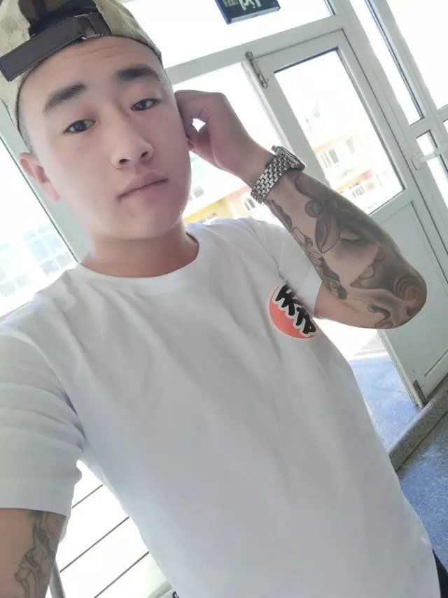 長樂灬苏英俊主播照片