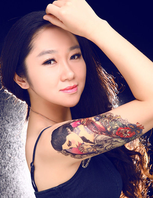 女人花canny的主播海报