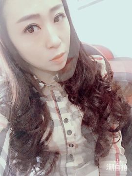 小美金桐主播照片