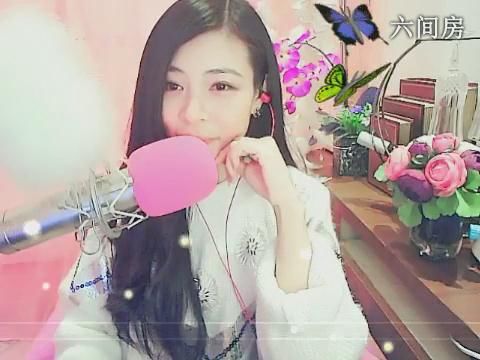 ♥♡灬唇印゛情钟初见的图片
