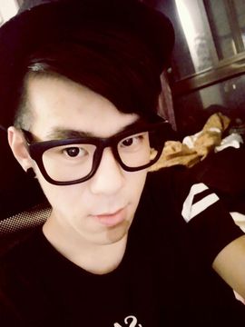 陕西mc阿信主播照片