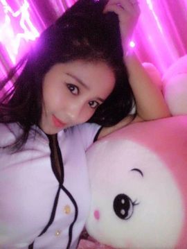 魅丽晴儿主播照片