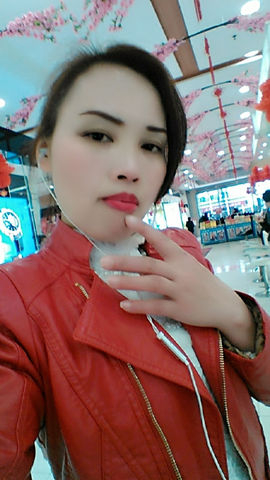 国珍万人迷女神兰兰主播照片