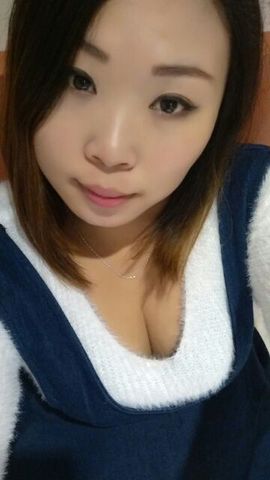 燕子小公举主播照片