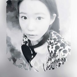 玩lol的yuki主播照片