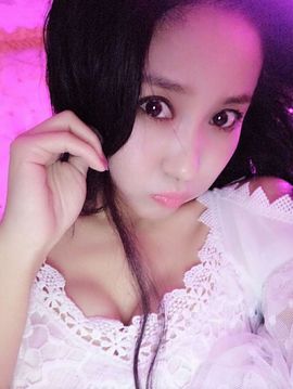 魅丽晴儿主播照片