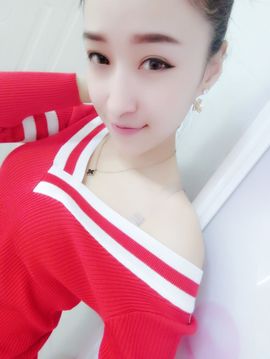 笑笑（爱是回忆美好）主播照片