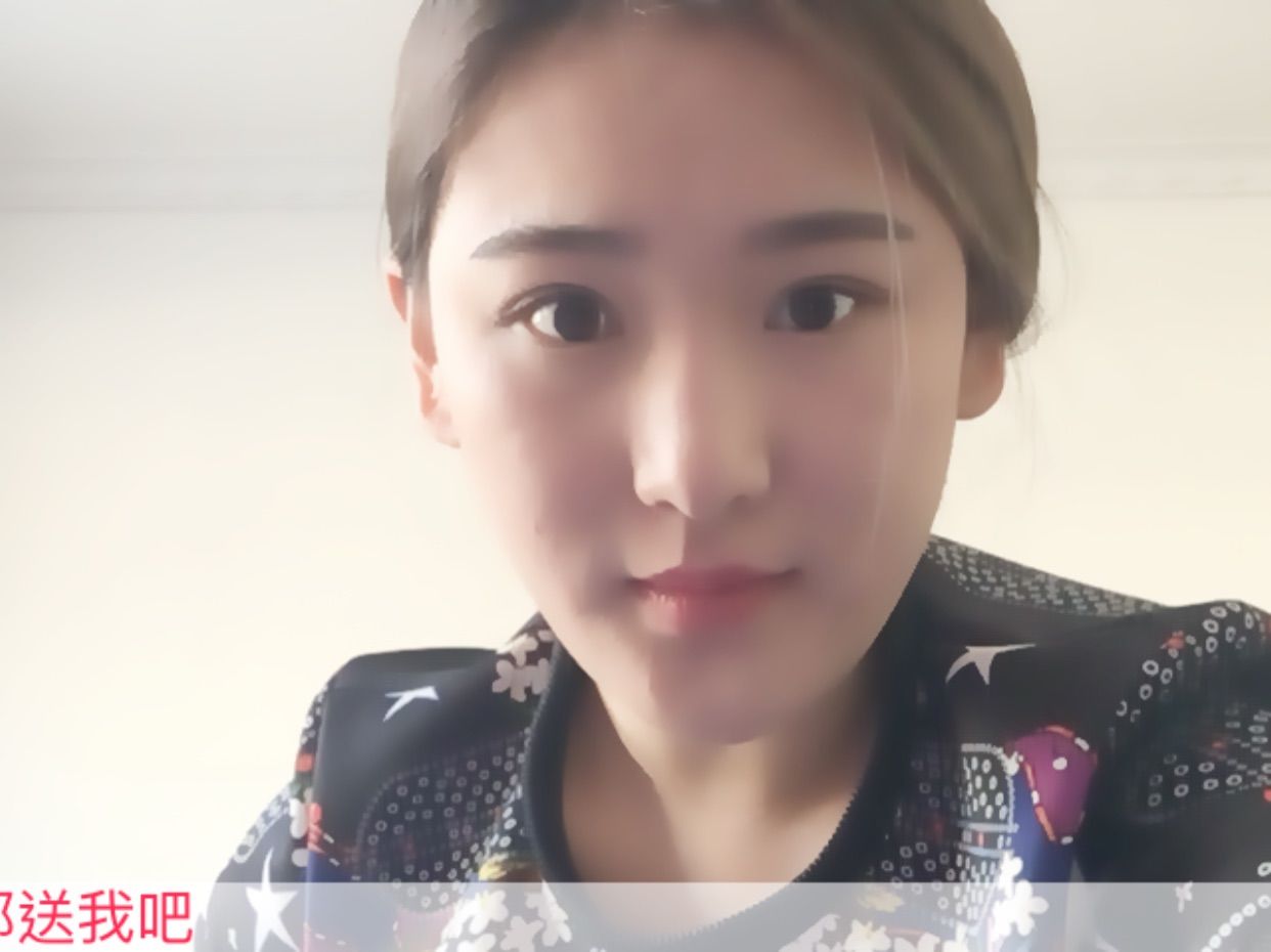 神秘女强盗主播照片