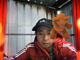 爱吃水果的老虎🐯主播照片