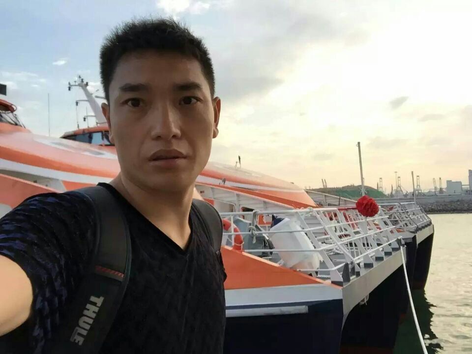 0左左右右0主播照片