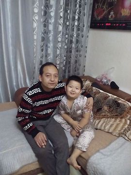 玉帝宙斯手拉手主播照片