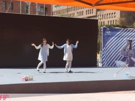 温暖🦌主播照片