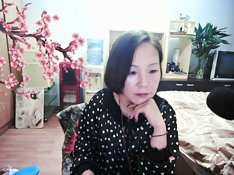 ╁★雅琳ゞ海报