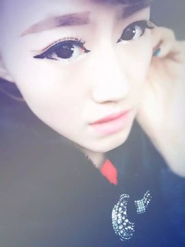婷宝x1主播照片