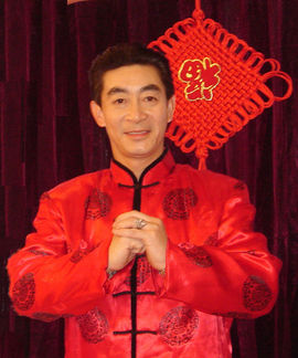 天悦限量版妞妞哥哥主播照片