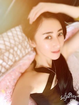 倔强的小嘴儿主播照片
