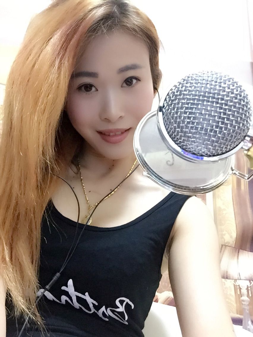 调皮。糖宝的主播照片