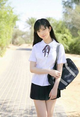 杨三利选选主播照片