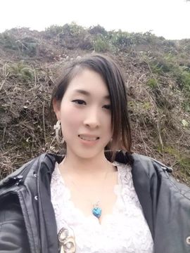 小花儿♥主播照片