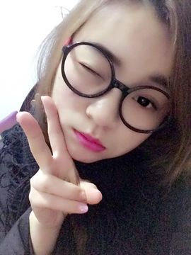 疯婷～主播照片
