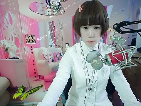 韩京泰的主播照片