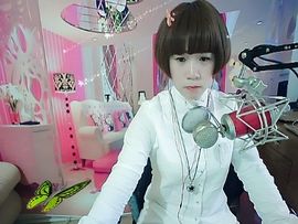 韩京泰主播照片