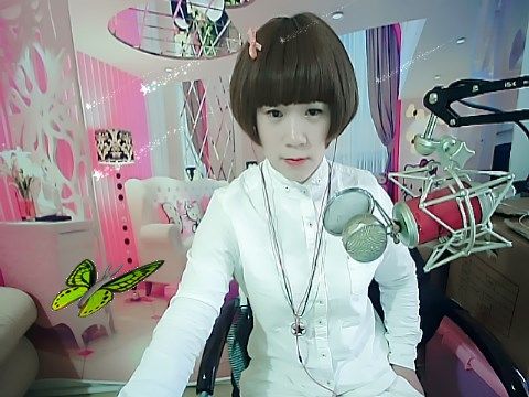 韩京泰的主播照片