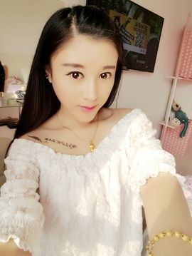 莎莉莉莎主播照片