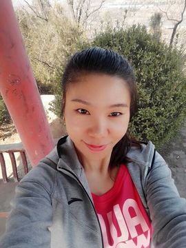 小娘子手机直播主播照片