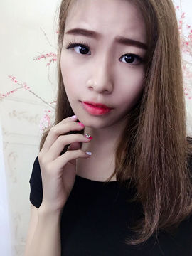 小桃儿😘主播照片