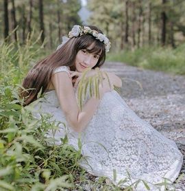 歌神芈垚主播照片