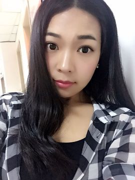 张君雅love主播照片