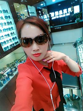 国珍万人迷女神兰兰主播照片