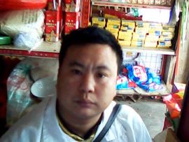 穷到只剩100万主播照片