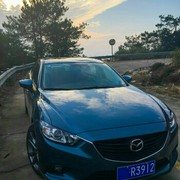 王歌哥+