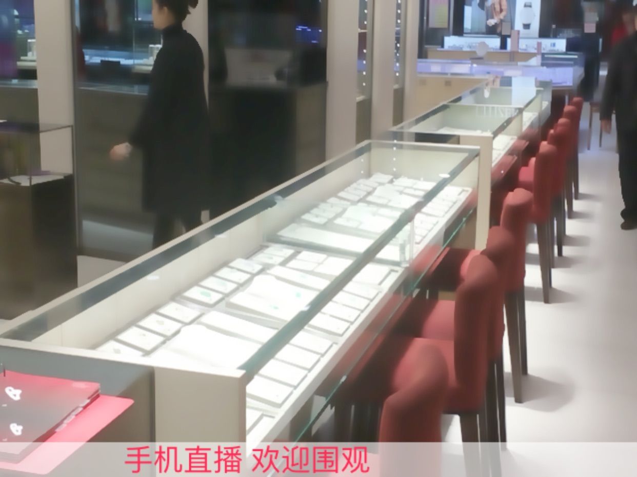 小龙恩@简简单单主播照片
