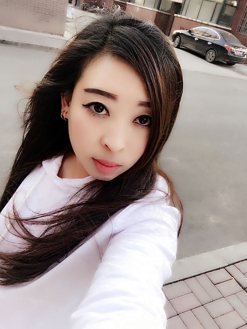 A臭臭A的主播照片