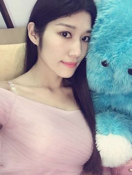 梦梦停播了主播照片