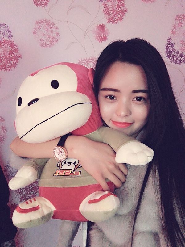 塔图s的主播海报