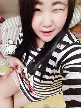 嘟嘟说：努力升冠👑主播照片