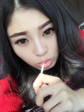 叼蛮♡公主主播照片