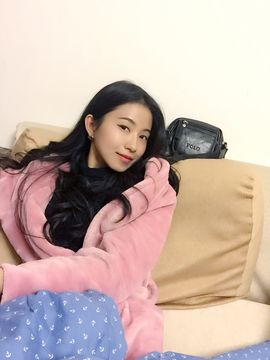 温暖🦌主播照片
