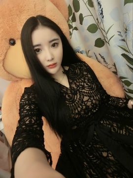 Lucky蕾蕾主播照片