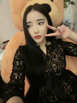 Lucky蕾蕾主播照片