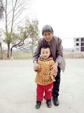 国珍万人迷女神兰兰主播照片