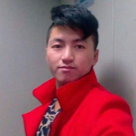 峰哥zjf主播照片