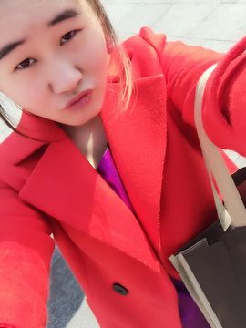柠檬小葡萄主播照片