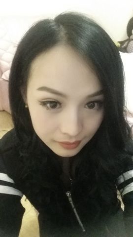 小蕊依主播照片