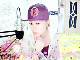 都比小妖主播照片