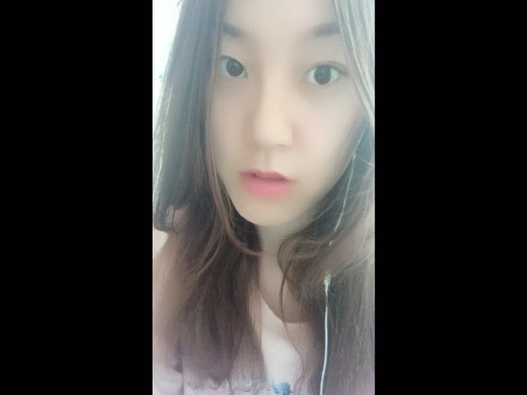 cc素颜虫虫求升级的主播照片